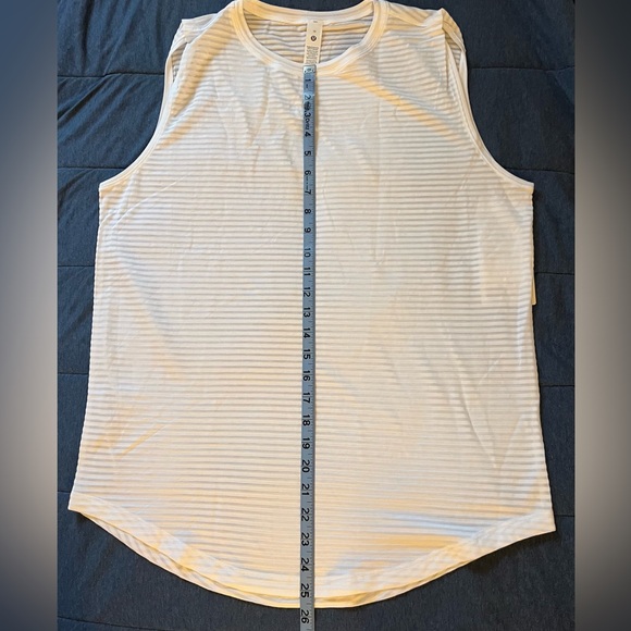 Lululemon. Size 10. White Tank Top. New with tags. - Picture 7 of 8